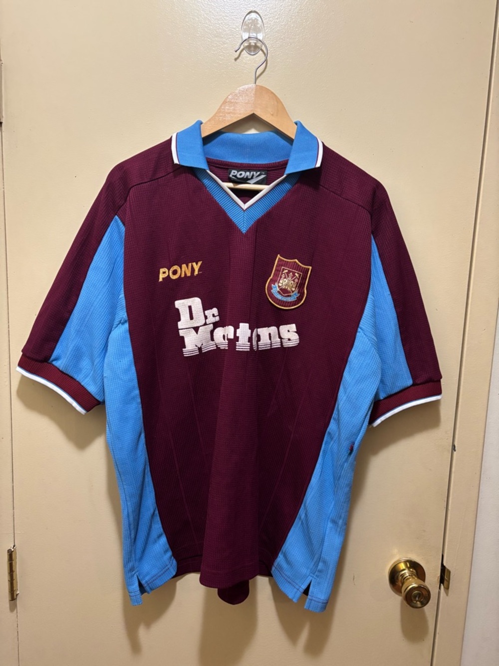 Westham united 1997/1998 home shirt